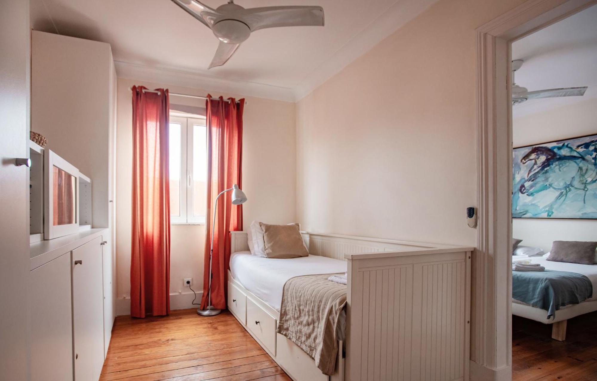 Inn Large Family Flat In Campo De Ourique Lisboa