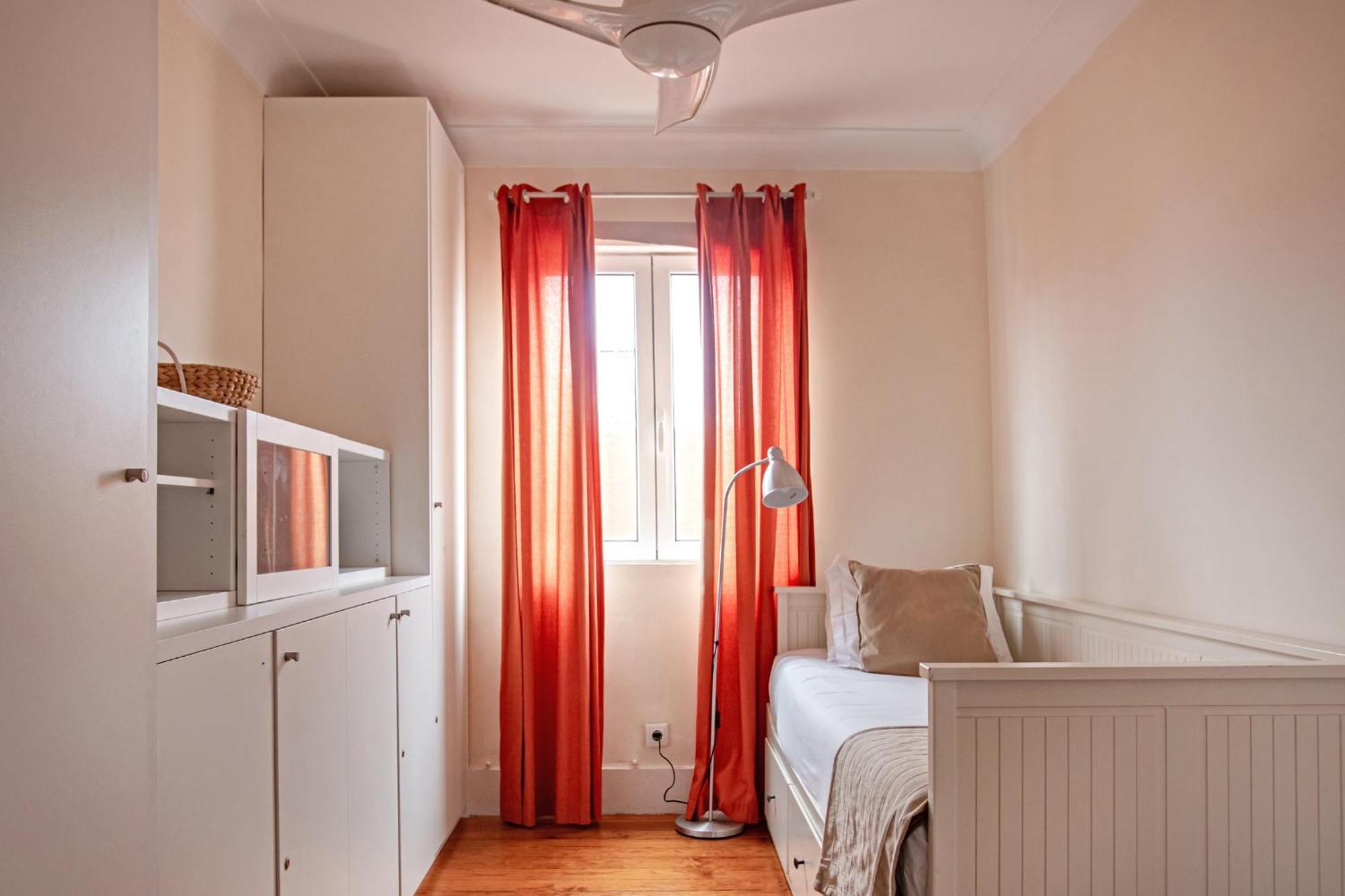 Pensão Large Family Flat In Campo De Ourique